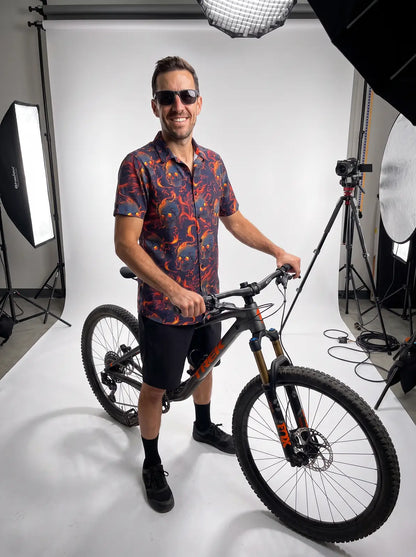 Camisa Gravel Resort Skulls - Vista completa frontal